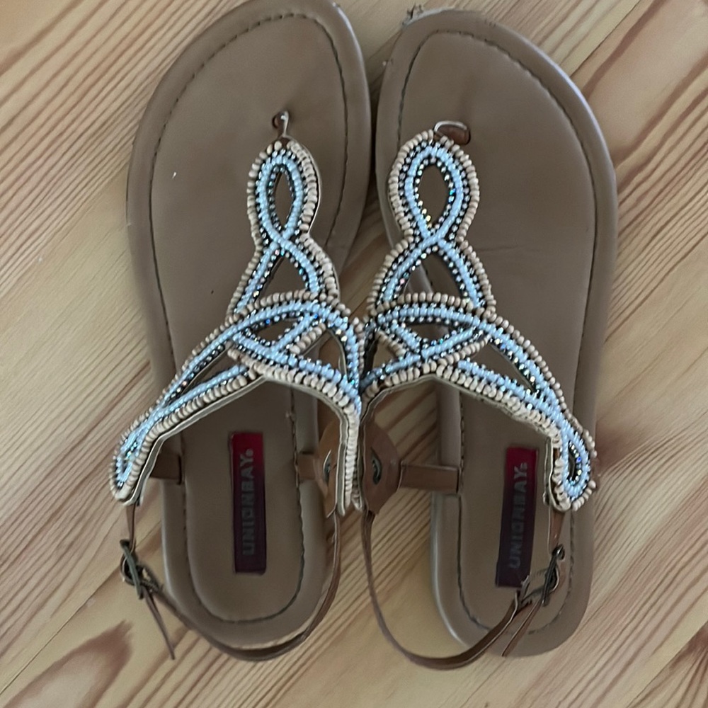 Union bay sandals with diamonds